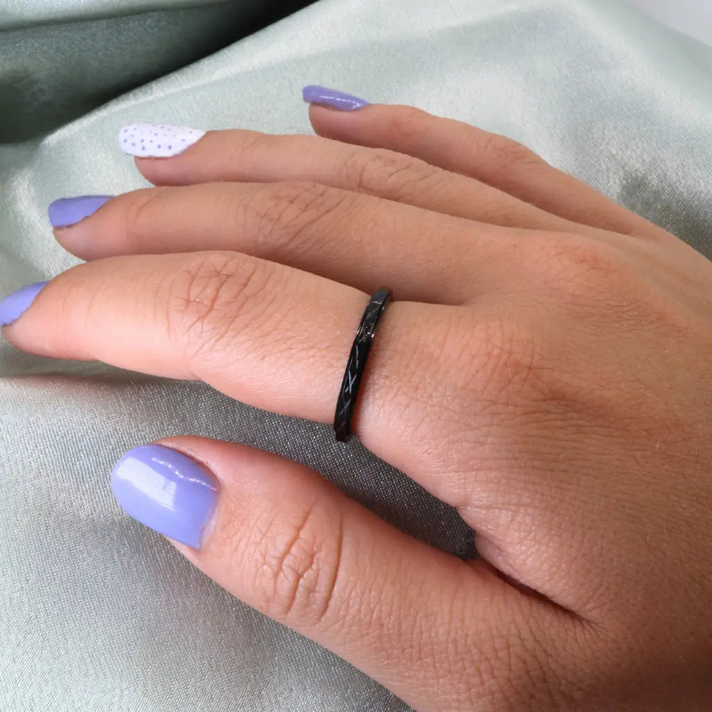 Anxiety Ring (Flux) Zwart om vinger