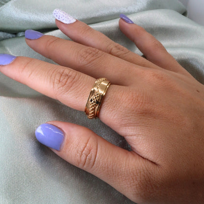 Anxiety Ring (Slang) Goud om vinger